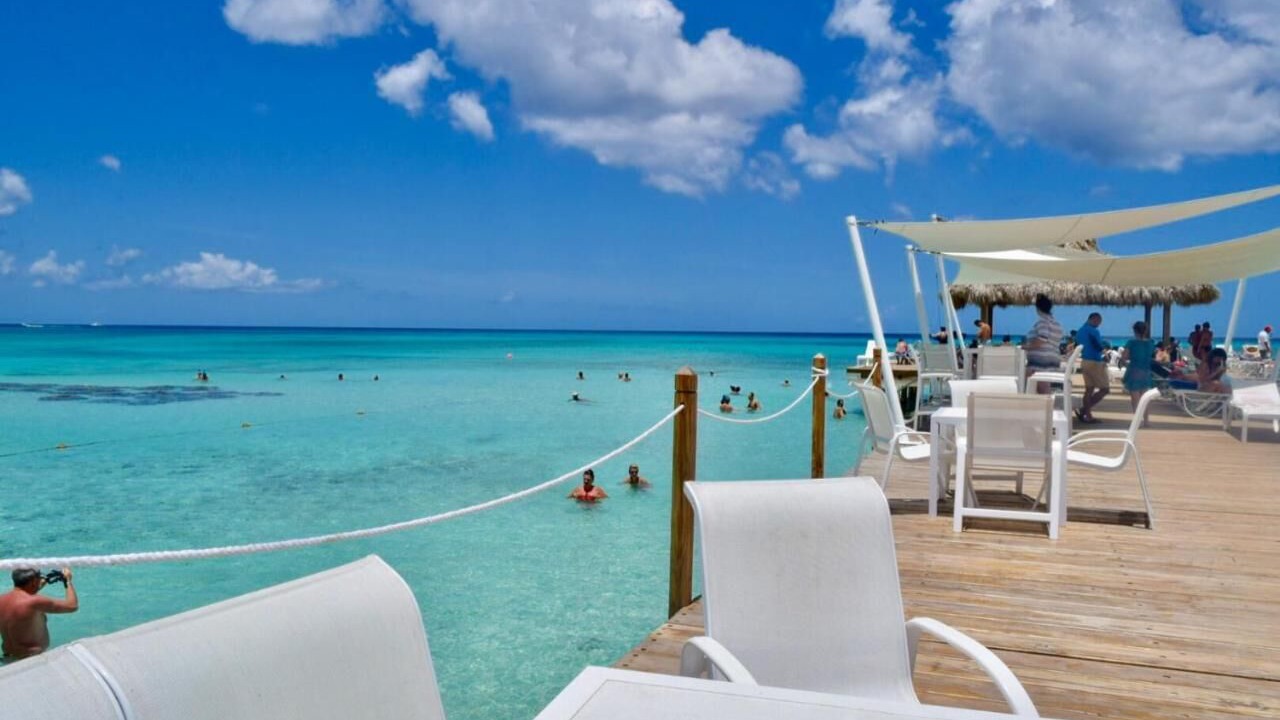 Photo of Others in Dominicus
