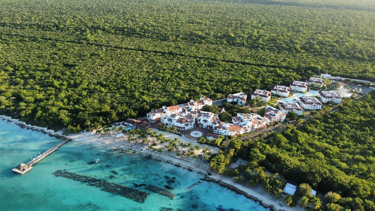 Photo of Others in Dominicus