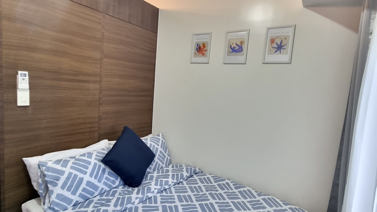 Photo of Bedroom in Legazpi Village