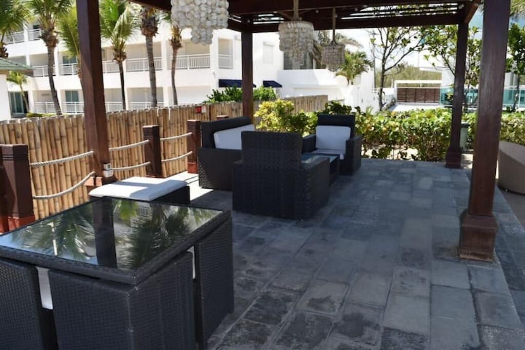 Photo of Patio Balcony in Villas Del Mar