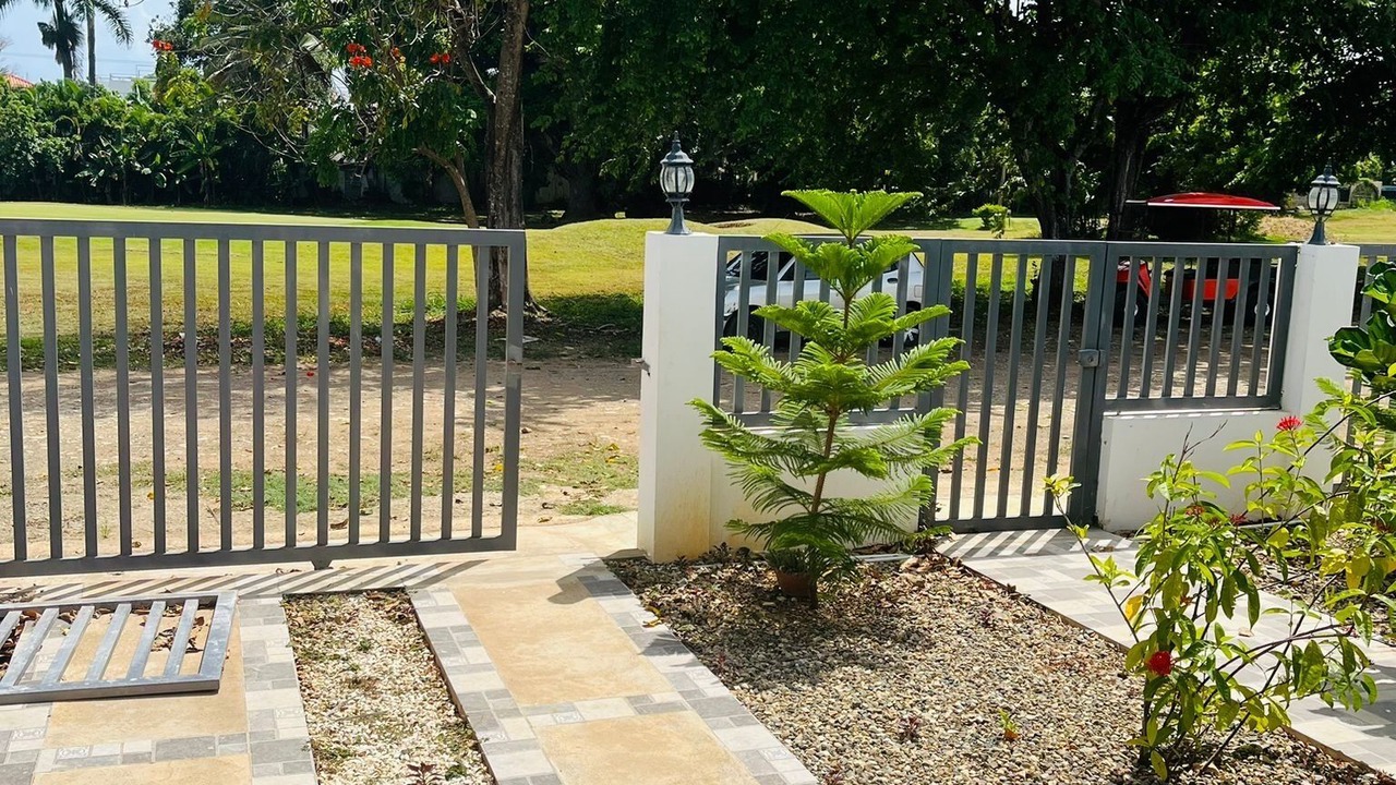 Photo of Outdoor in Costambar