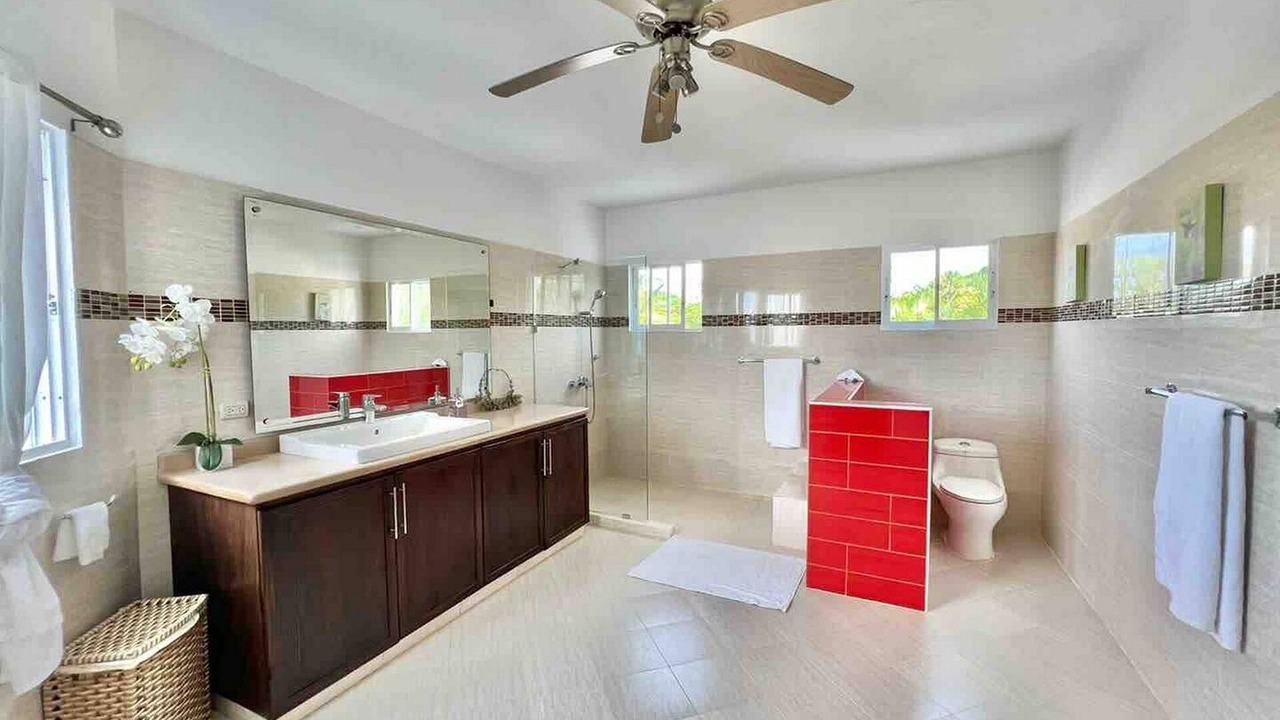 Photo of Bathroom in Playa Chiquita