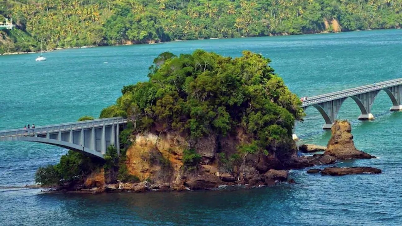 Photo of Others in Samana