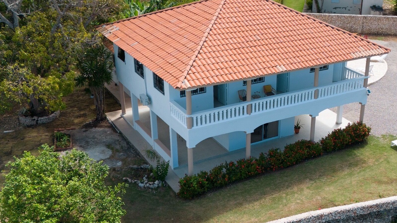 Photo of Outdoor in Abreu