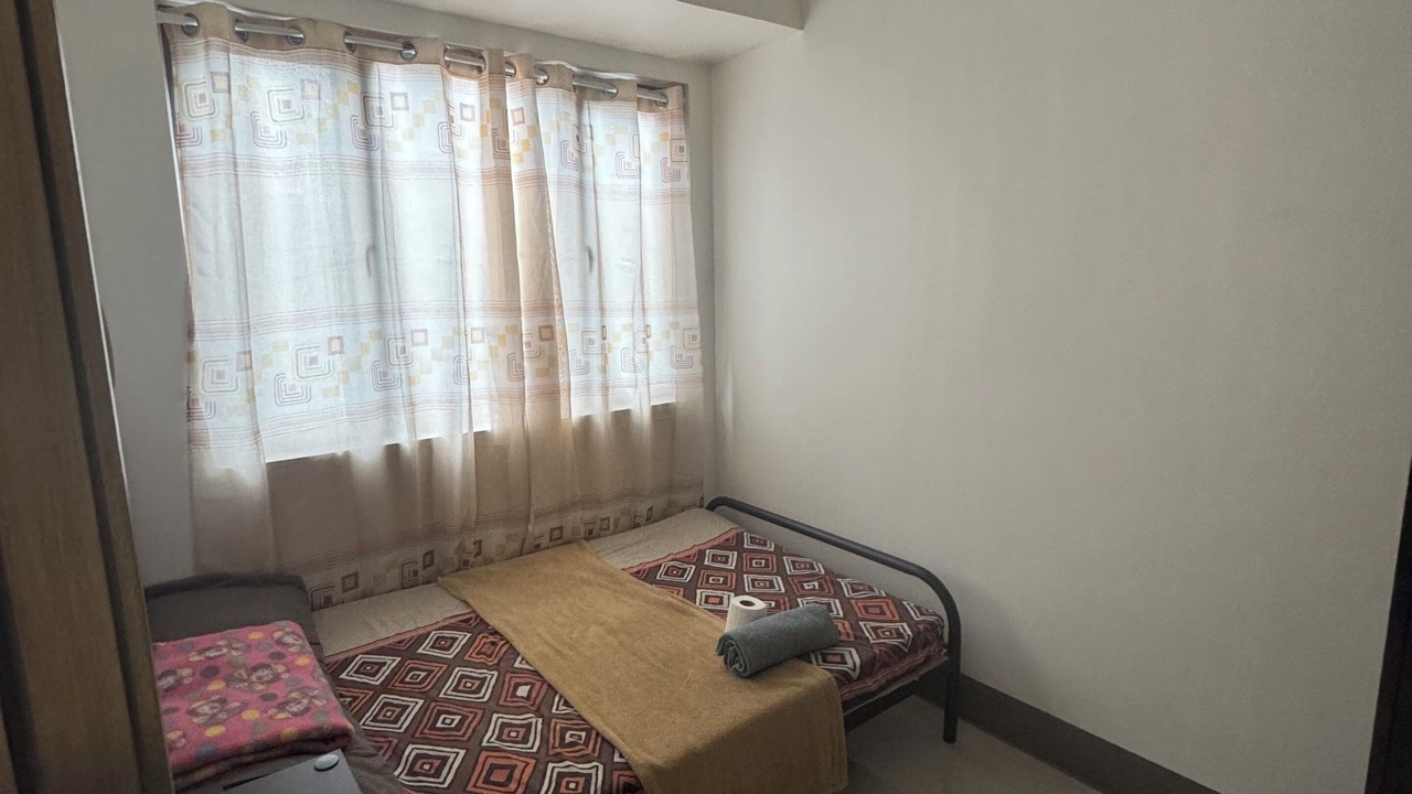 Photo of Bedroom in Highway Hills