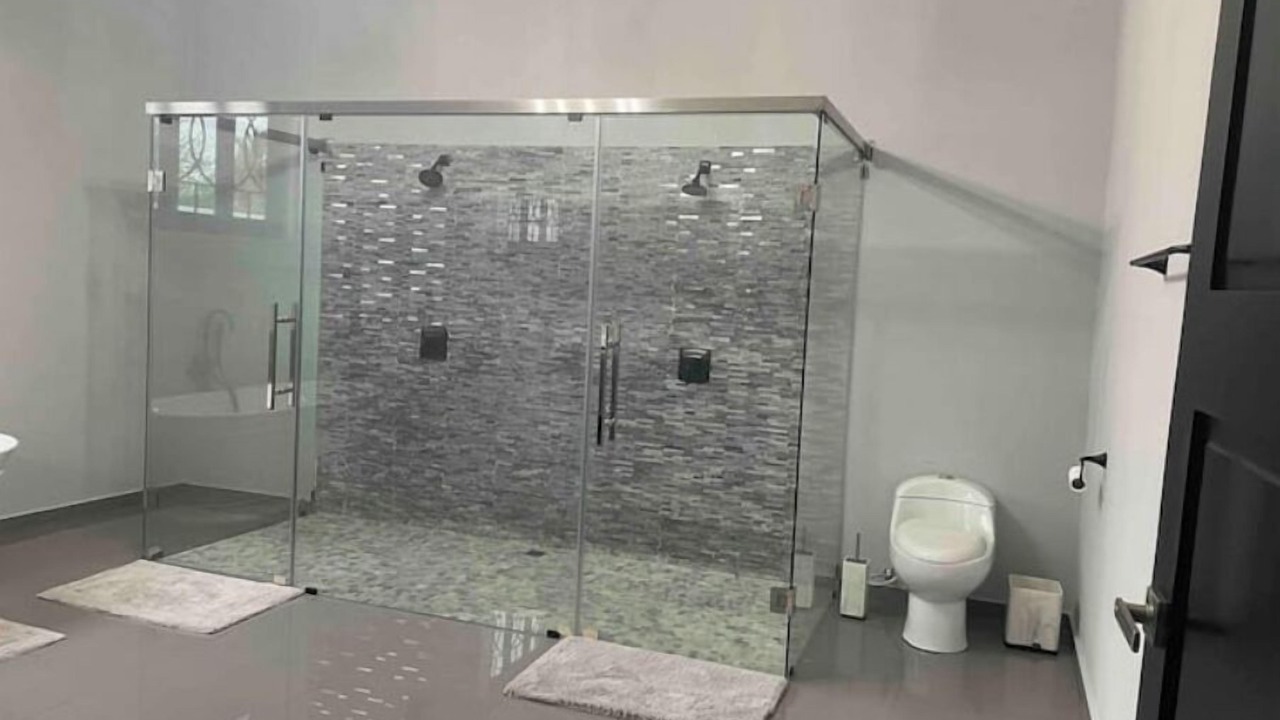 Photo of Bathroom in Llanos de Gurabo I