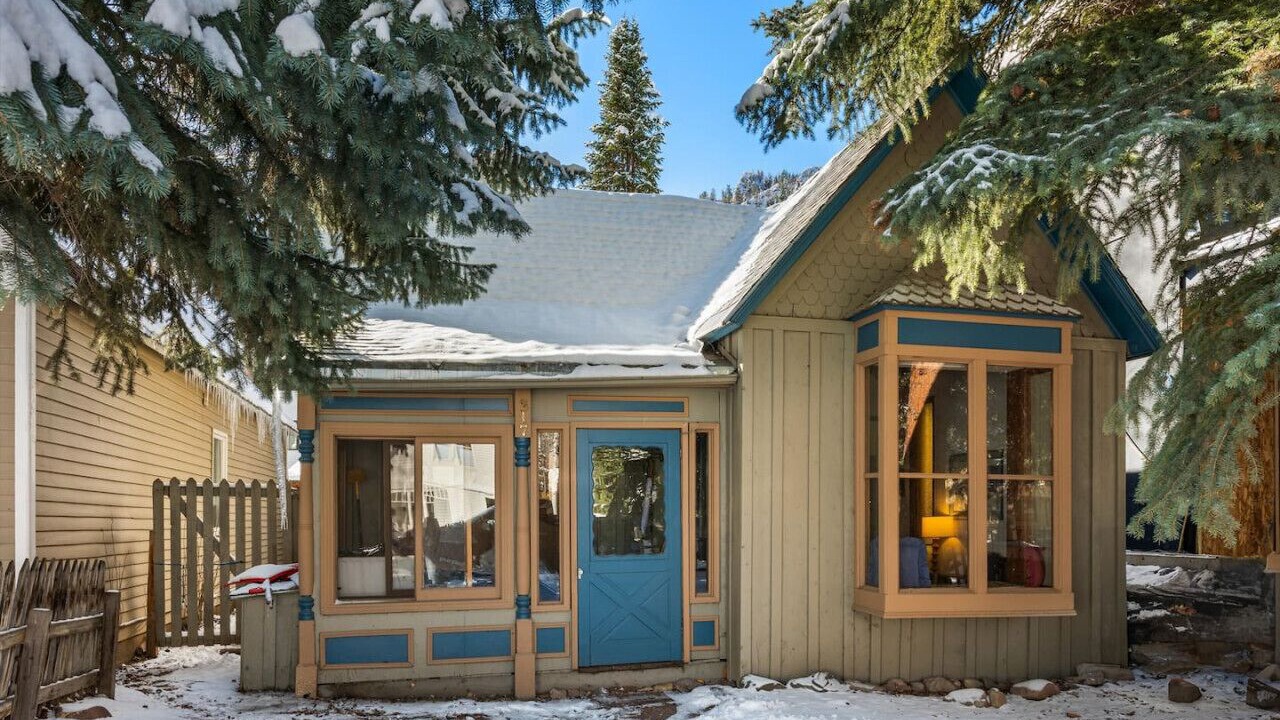 Photo of Outdoor in West End