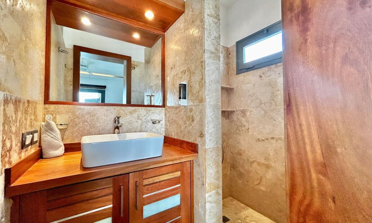 Photo of Bathroom in La Iglesia