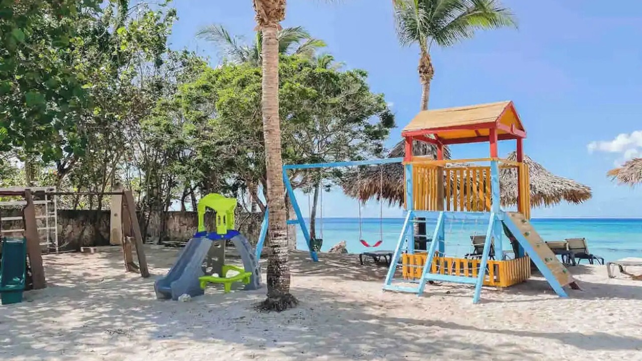 Photo of Others in Dominicus