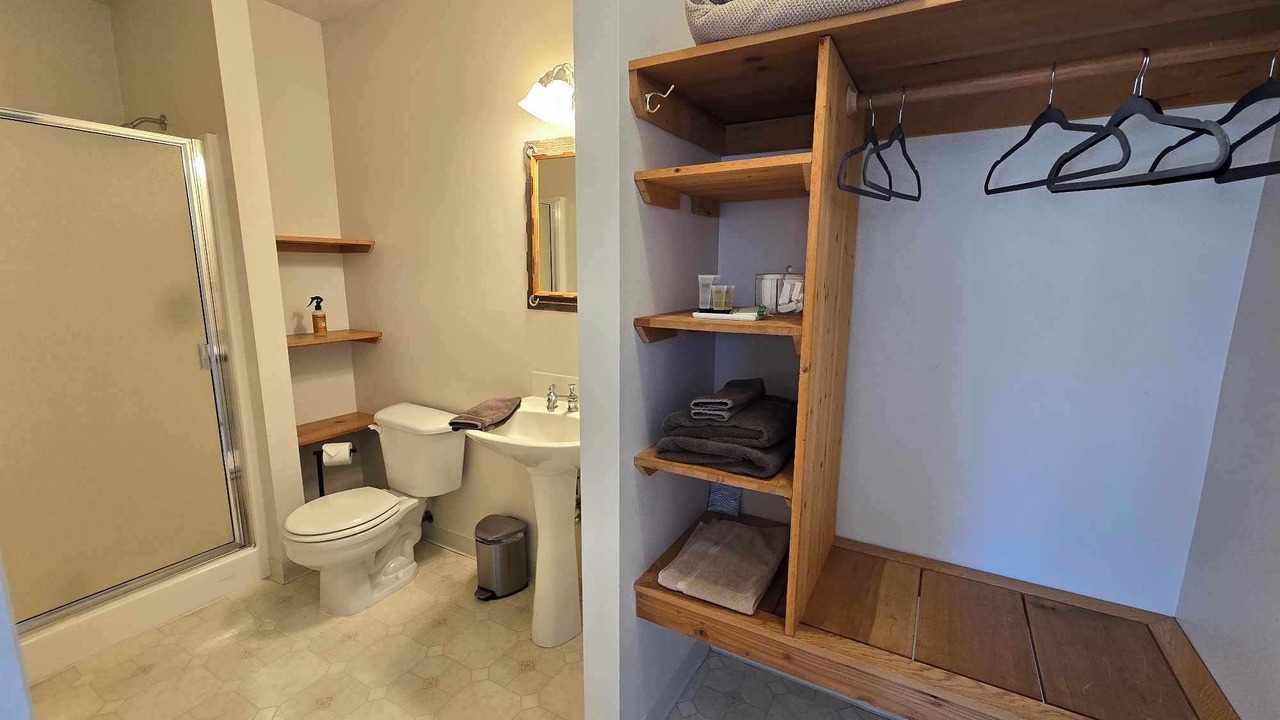 Photo of Bathroom in Crooked River Ranch