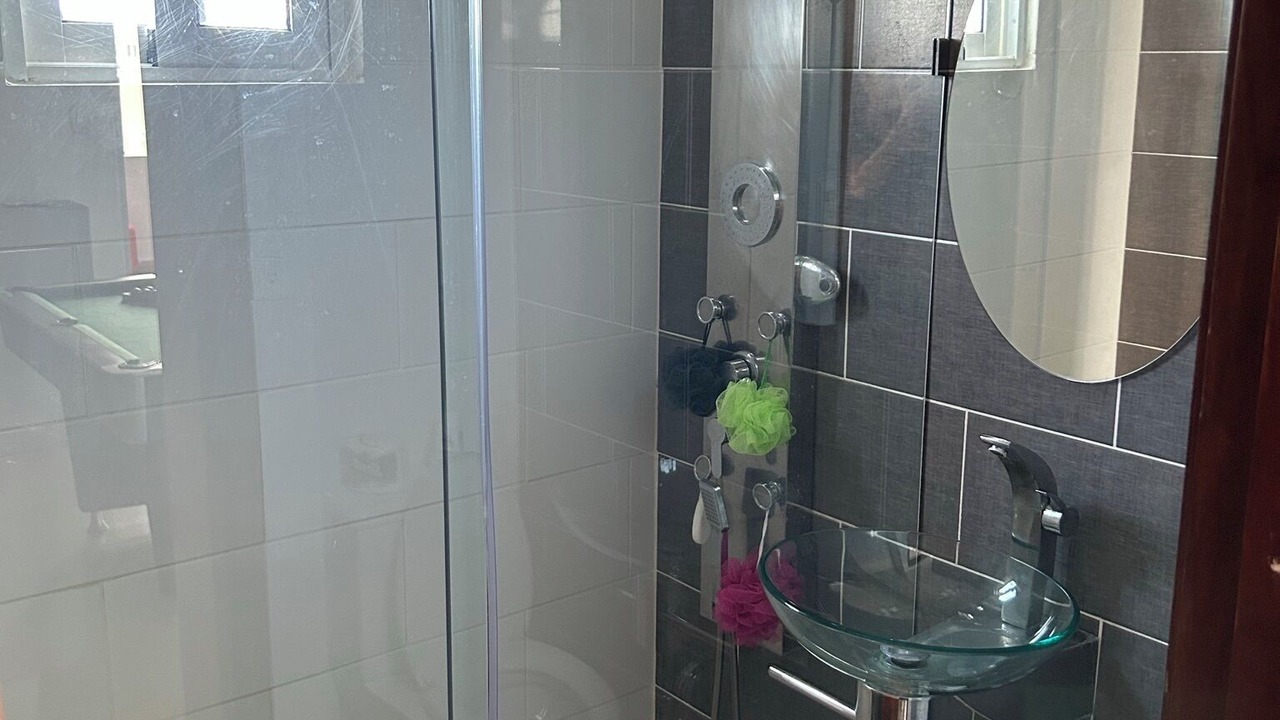 Photo of Bathroom in Llanos de Gurabo I