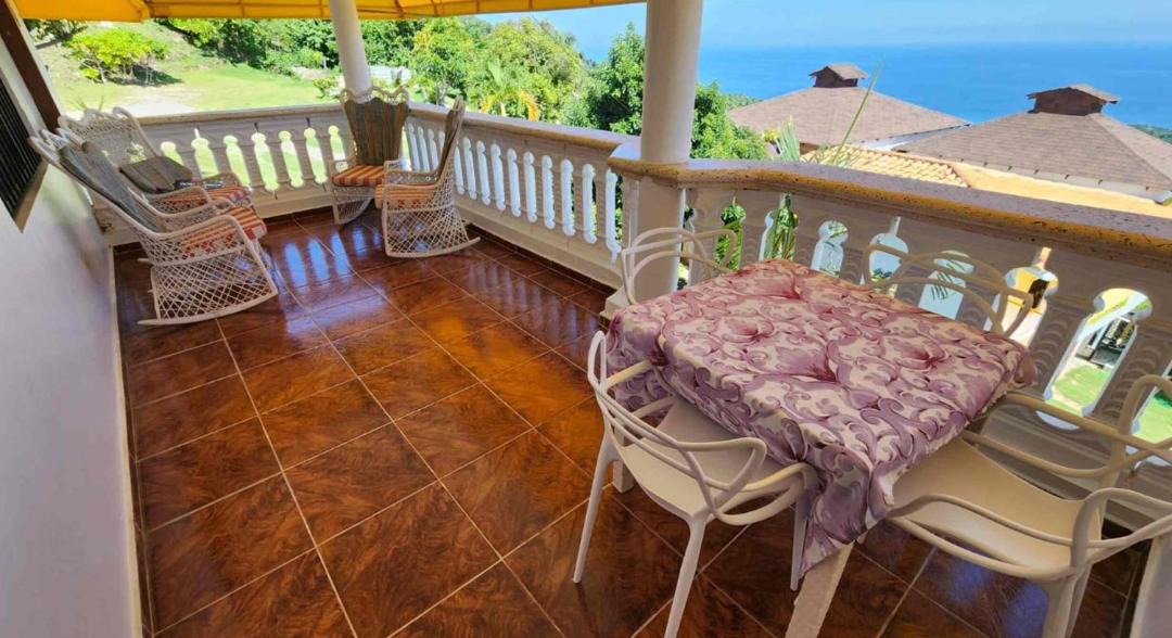 Photo of Patio Balcony in Barahona