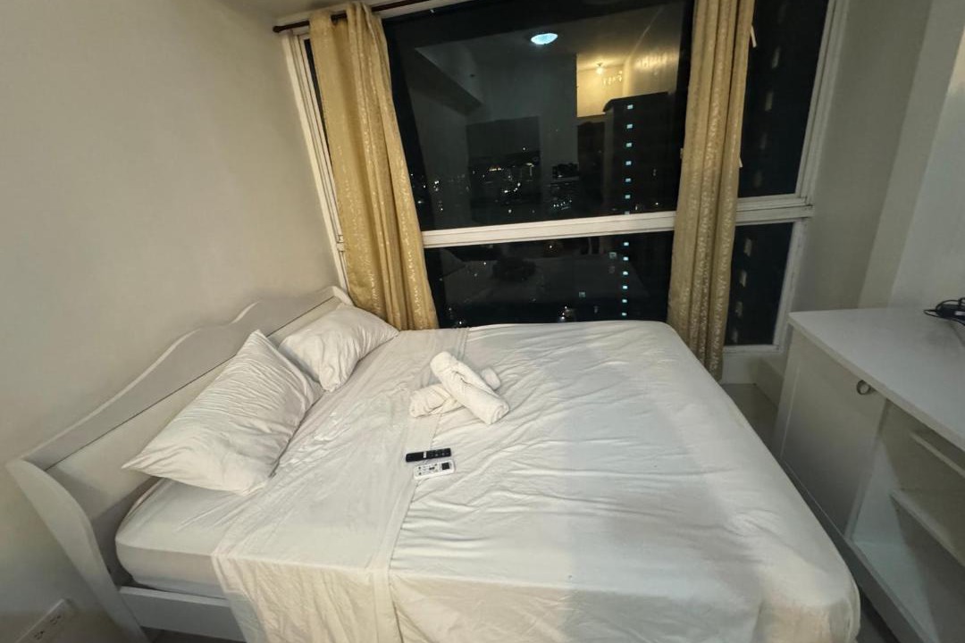 Photo of Bedroom in Legazpi Village