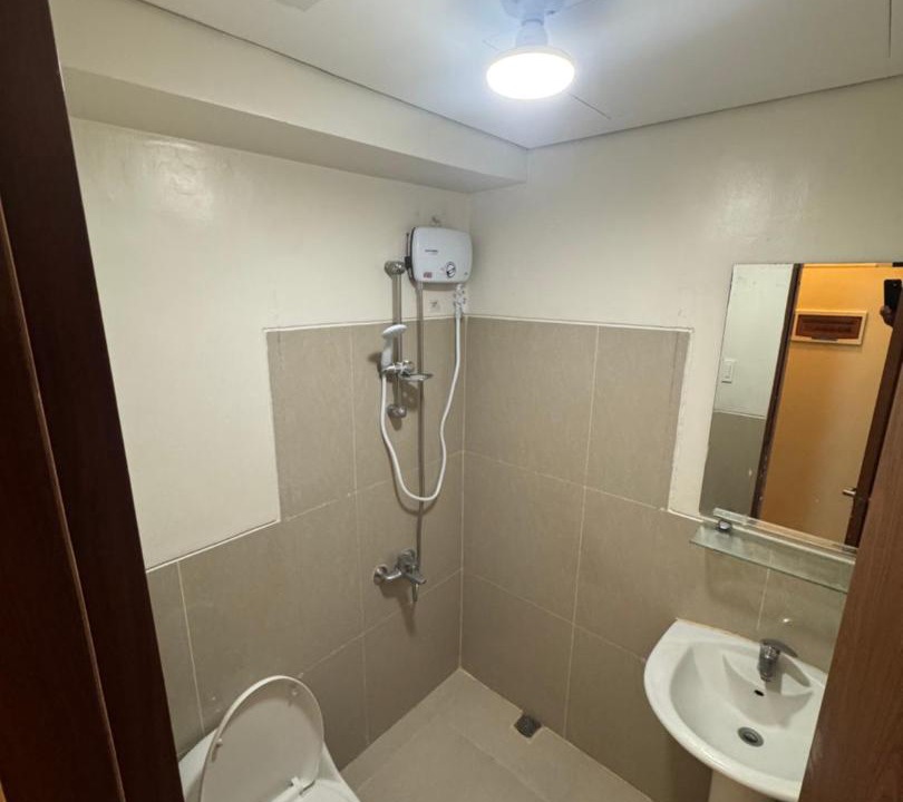 Photo of Bathroom in Legazpi Village