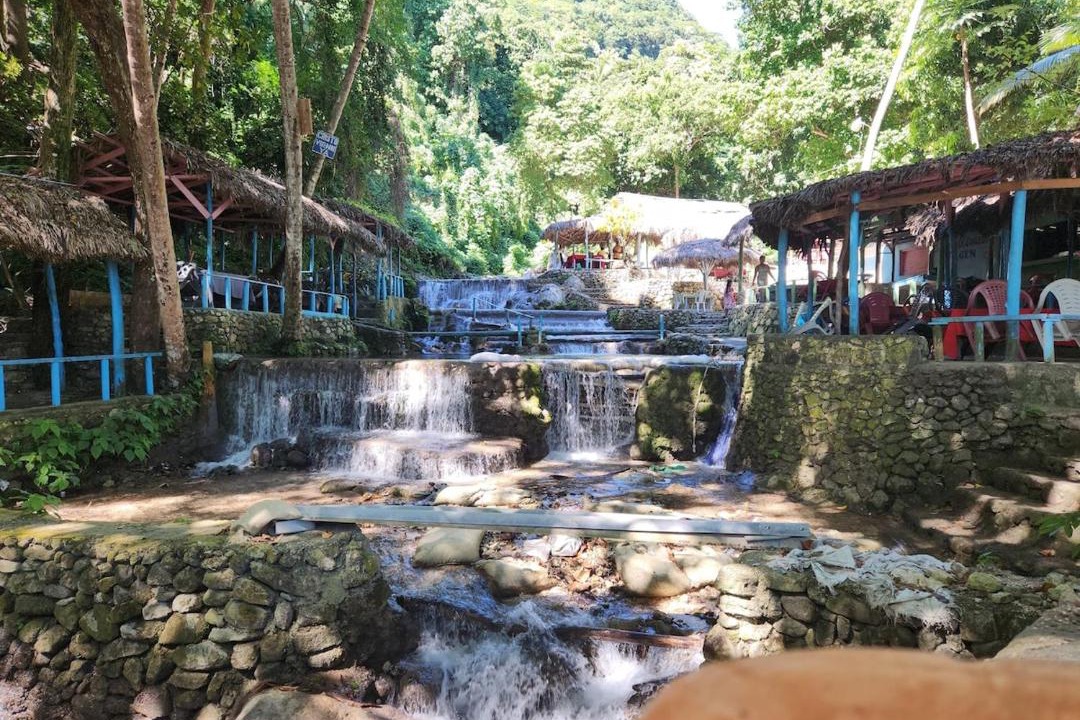 Photo of Others in Paraiso