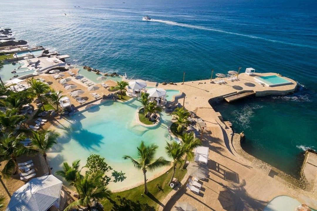 Photo of Others in Dominicus