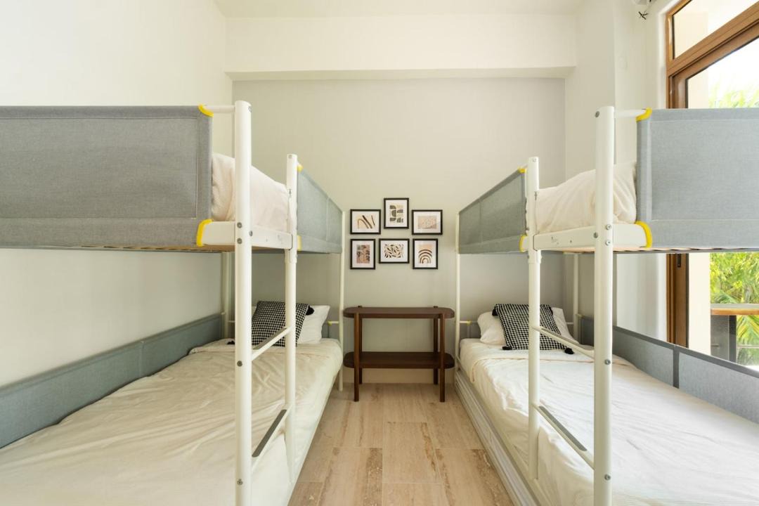 Photo of Bedroom in Los Altos