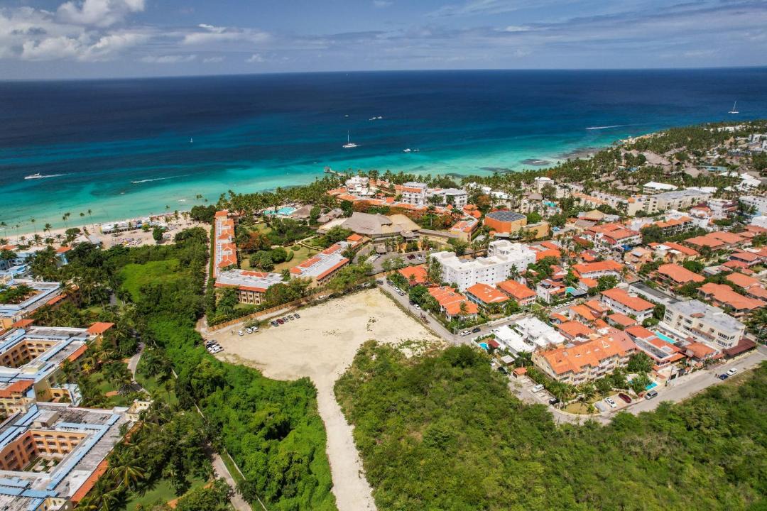 Photo of Others in Dominicus