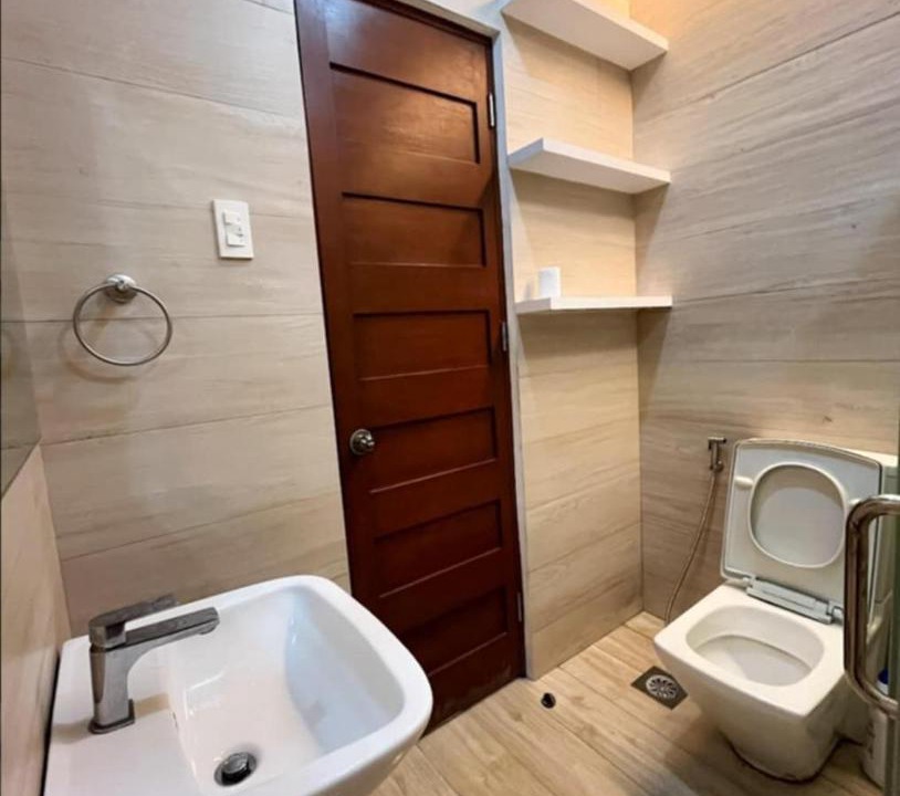 Photo of Bathroom in Toledo City