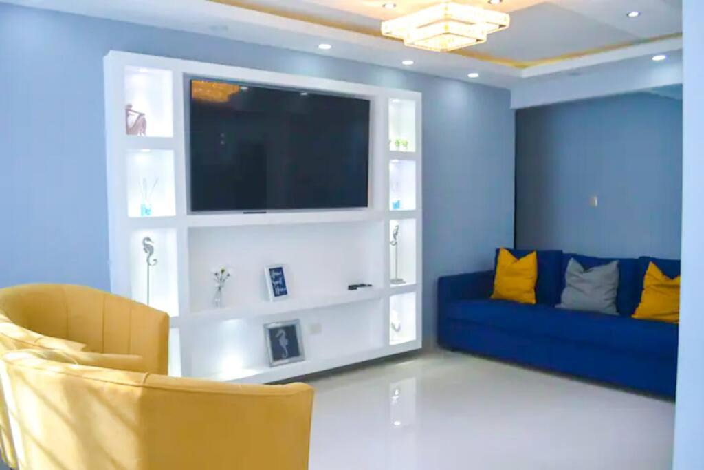 Photo of Livingroom in Altos de Arroyo Hondo