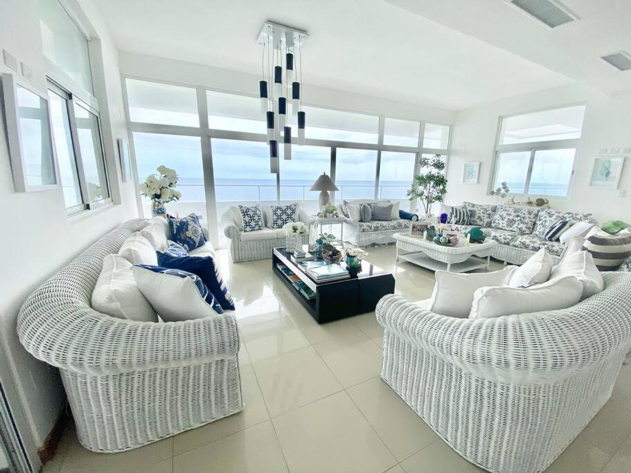 Photo of Livingroom in Villas Del Mar
