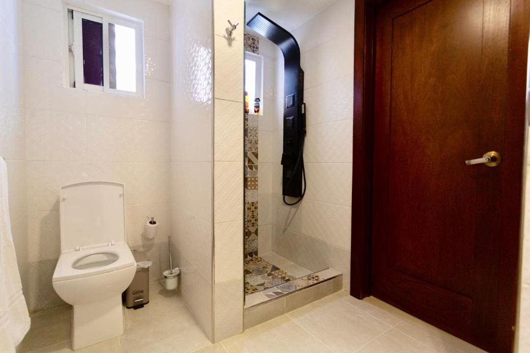 Photo of Bathroom in Veron