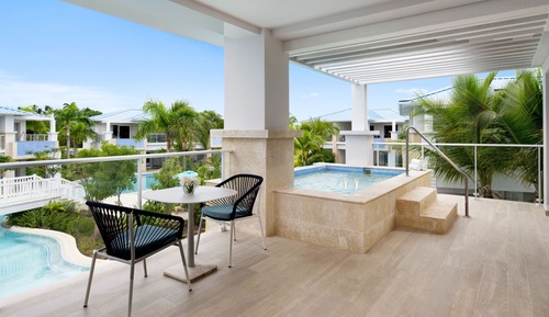 Preferred Club Master Suite Plunge Pool Villa