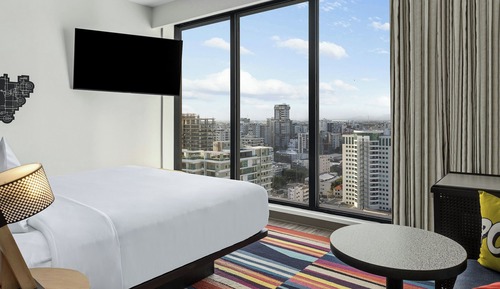 Room, 1 King Bed, City View