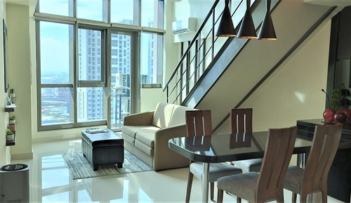 Family Loft, Multiple Beds, Non Smoking, City View