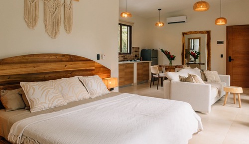 Deluxe Suite, Terrace, Garden View