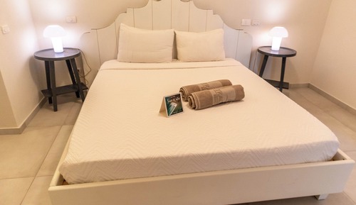 Deluxe Apartment, 1 King Bed