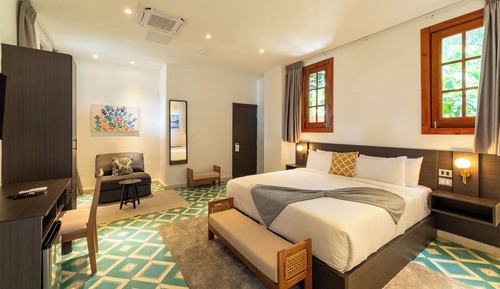 Junior Triple Room