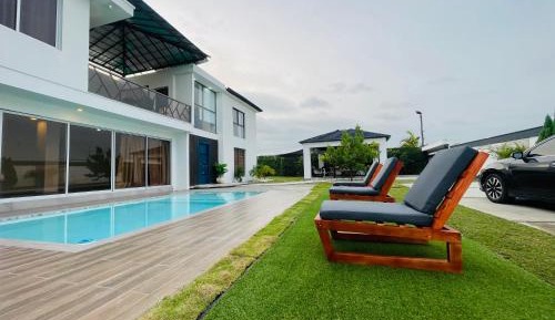 Three-Bedroom Villa