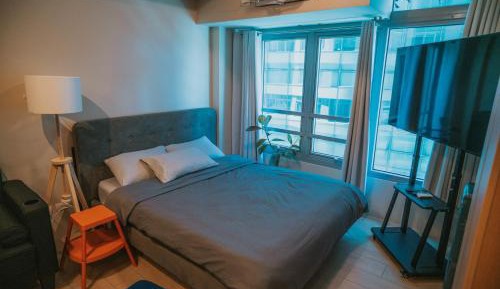 Studio Apartment with Queen Bed