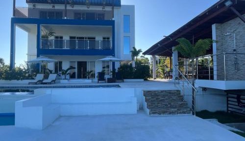 Superior Villa