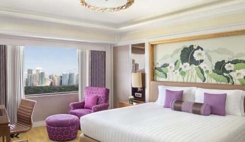 Club Premier King Room