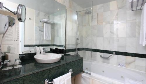 Superior Sea View (1 Adult)