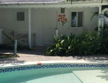 Queen Room with Pool View