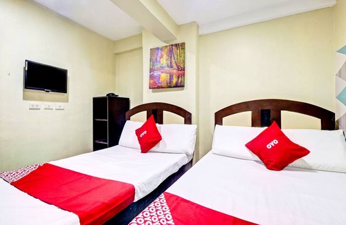 Sampaloc Hotel | OYO 894 Cosmo Hotel P Campa Manila