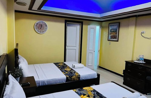 Barretto Hotel | Palm Tree Resort and Restaurant