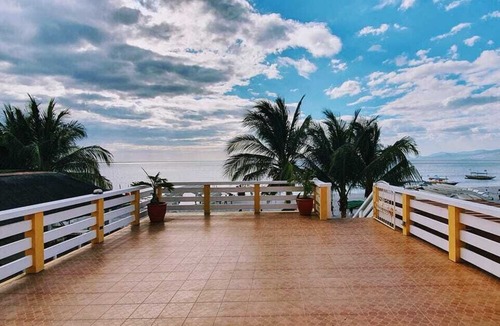 Morong Hotel | Phi-Phi Beach Hotel and Island Resort