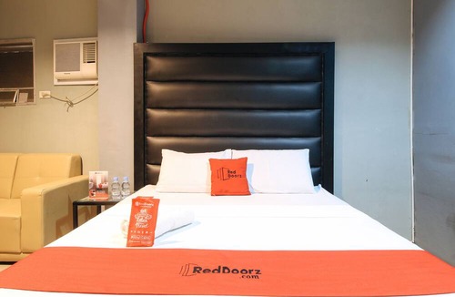 Sampaloc Hotel | RedDoorz @ P Florentino Street Sampaloc Manila