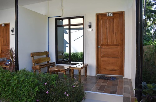 Catarman House | Seaside Travelers Inn by Camiguin Island Home