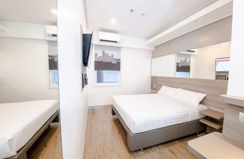 E. Rodriguez Hotel | Red Planet Cubao Aurora Boulevard