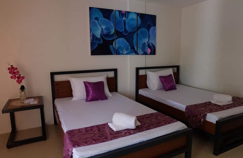Bacolor Hotel | The Tavern Hotel
