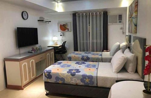 Lahug Condo | I.T PARK CEBU TWIN BED DELUXE FREE FAST WIFI & POOL