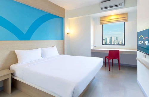 South Triangle Hotel | Hop Inn Hotel Tomas Morato Quezon City