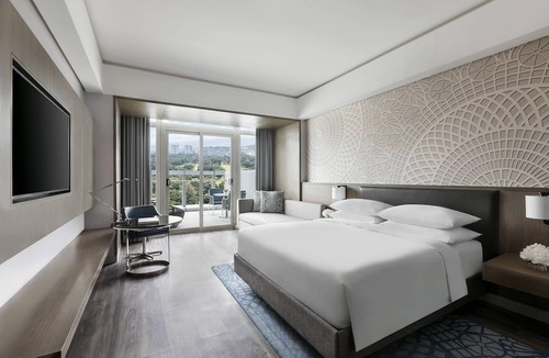 Clark Hotel | Clark Marriott Hotel
