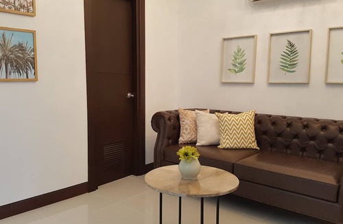 Salcedo Village Condo | Three Central