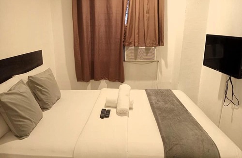 Makati Central Business District Hotel | Circuit Suites